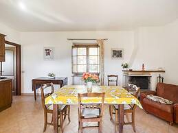 Apartment Near Donatello Sculpture