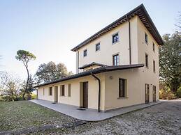 Mansion in Citerna With Pool & Terrace