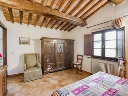 Mansion in Citerna With Pool & Terrace