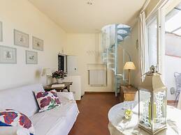 Apartment in Florence With Rooftop Views