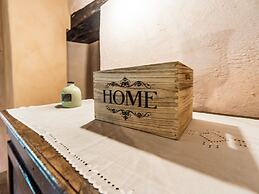 Cozy Cottage With Pool in Assisi