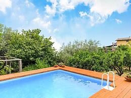 Charming Villa With Pool and Panoramic Surroundings