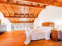 Charming Villa With Pool and Panoramic Surroundings