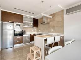 Modern Villa With Pool and Barbecue
