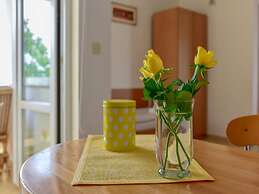 Spacious Apartment in Sukosan With Balcony