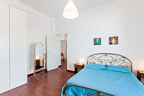 Libertà Frame Apartment - Terrace and Etna view