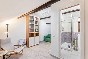 Libertà Frame Apartment - Terrace and Etna view