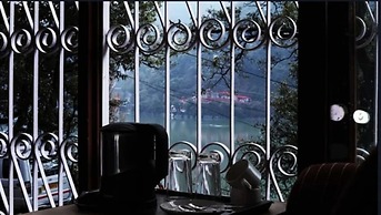 Oak Shade Hotel