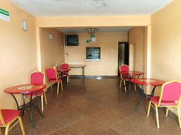 Rene Bistro Hotel
