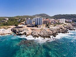 Open Sea Luxury Apartments