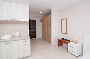 Open Sea Luxury Apartments