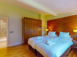 Castlemartyr Mews