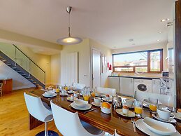 Castlemartyr Mews