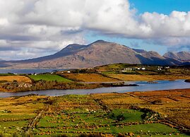Galway Bay Lodge