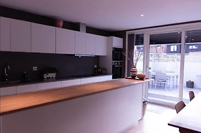 StayPlus Home near Amusement Park
