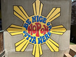 Outpost Hostel - Coron - Adults Only
