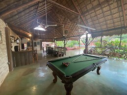 Mangrove King Fishing Lodge