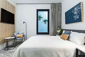 Oaks Cairns Hotel