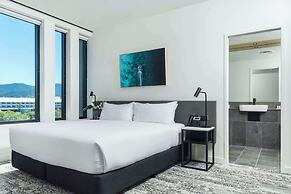 Oaks Cairns Hotel