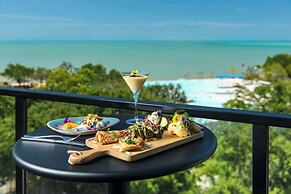 Oaks Cairns Hotel