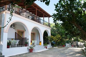 Nikos Studios