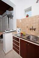 Nikos Studios