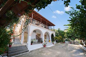 Nikos Studios
