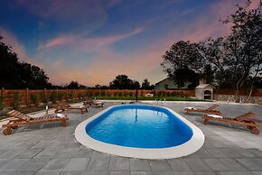 Villa Elm