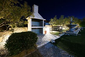 Villa Elder