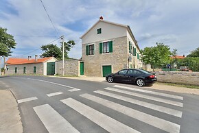 Villa Oak