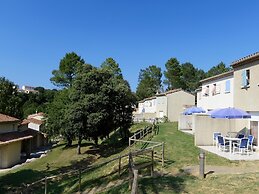 Apartment in Hilltop Setting