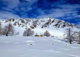 Chalet in Isola With Scenic Views