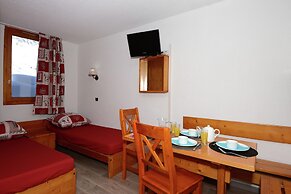 Apartment by Table Verte Lift