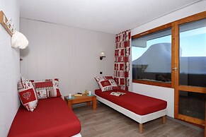 Apartment by Table Verte Lift