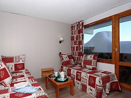 Apartment by Table Verte Lift