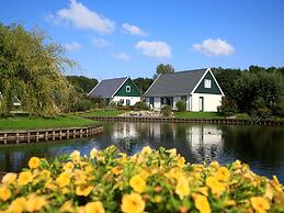 Charming Villa by the Water