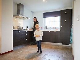 Comfortable Child-friendly Villa, in Limburg