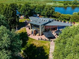 Chalet in Bergumermeer by the Marina