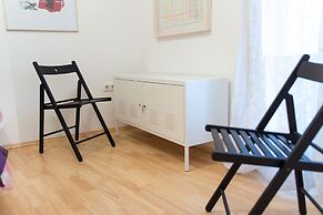 Studio L