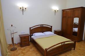 Araks Hotel Complex
