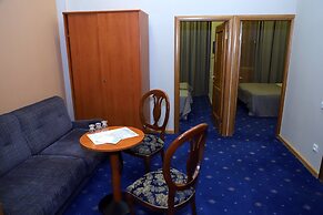 Araks Hotel Complex