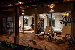 Farmhouse Resort & Spa