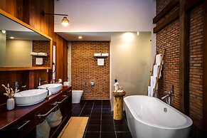 Farmhouse Resort & Spa