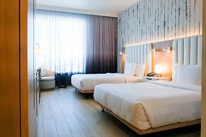 The Viv Hotel, Anaheim, a Tribute Portfolio Hotel