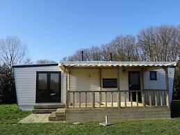 Chalet Near Loonse and Drunense Duinen