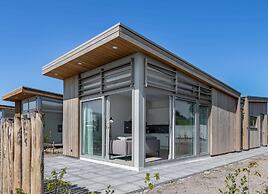 Detached Luxury Lodge near Sea