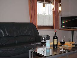 Chalet in Gerolstein Near Forest Trails
