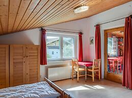 Spacious Chalet in Maishofen near Forest