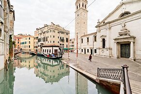 Ponte di Rialto Penthouse with Panoramic Terrace