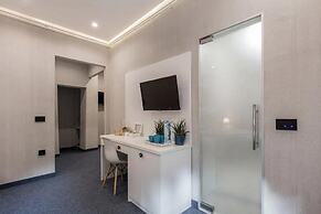 Central Business Apartment